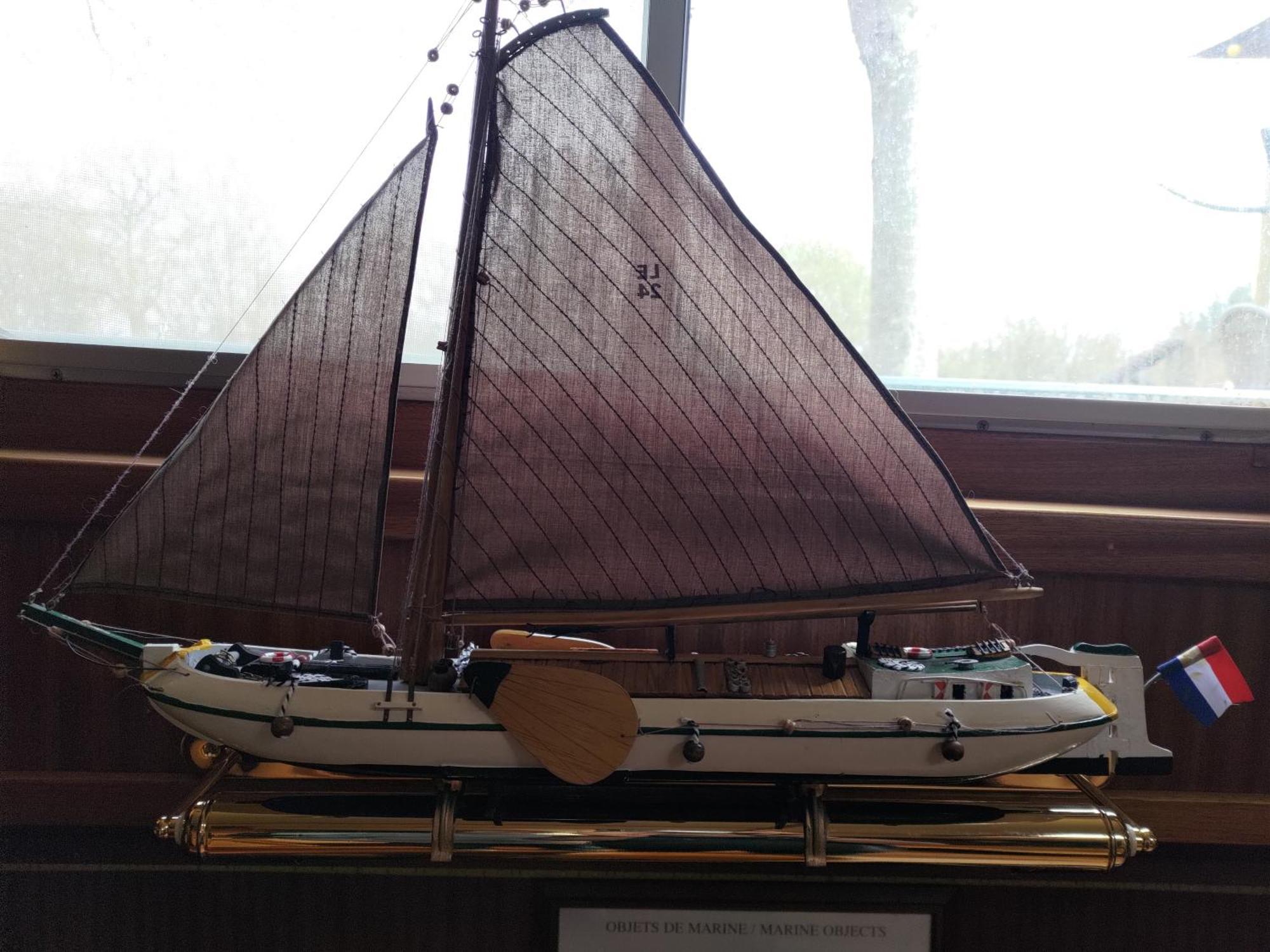 ホテル Lisbeth 1902 Malestroit エクステリア 写真